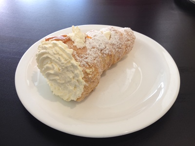 If you like cream horns, you need to read this article!